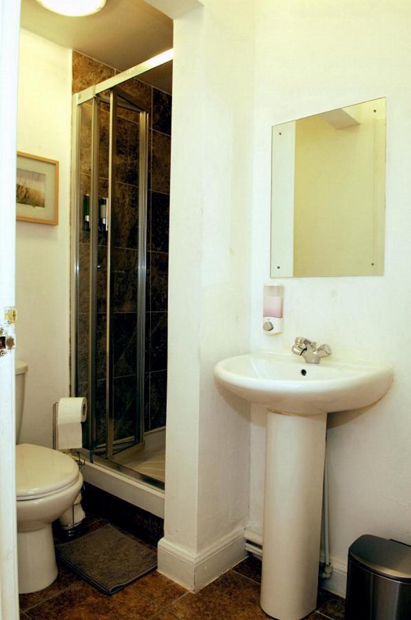 إدنبرة Pitt Street Apartment Beautiful Spacious Apartment Free Parking And Free Sanitizer المظهر الخارجي الصورة