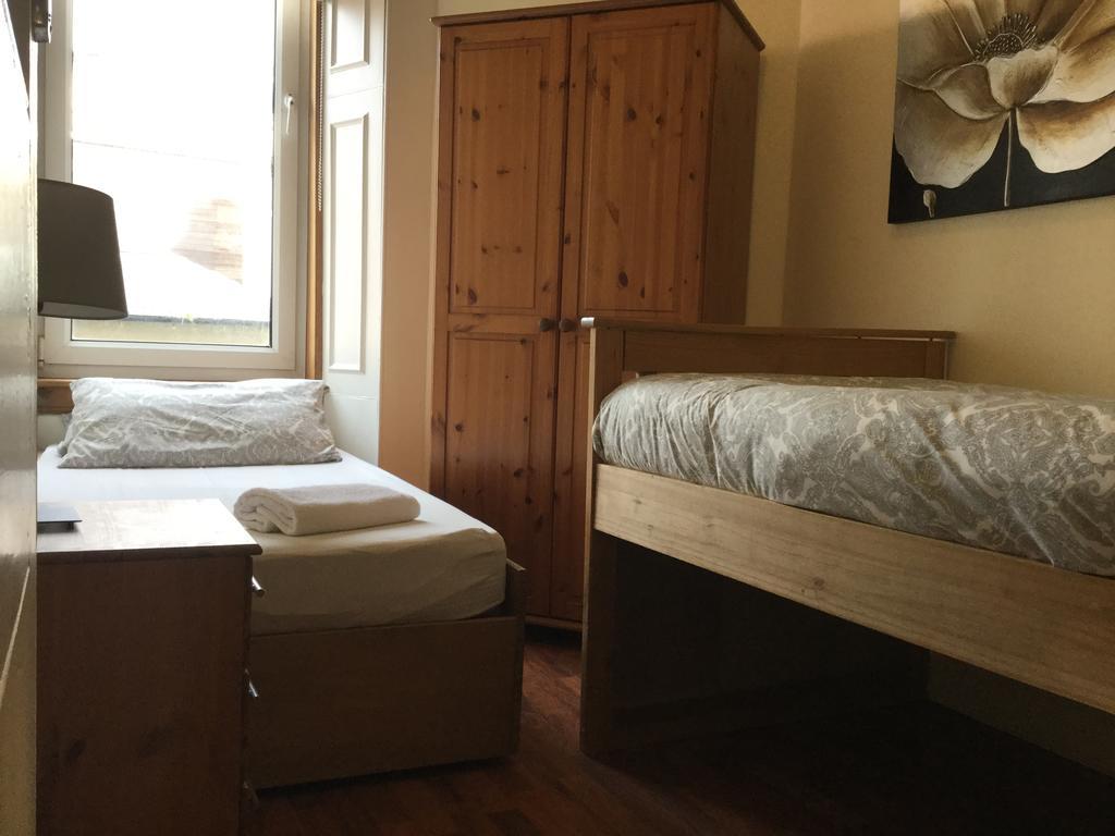 إدنبرة Pitt Street Apartment Beautiful Spacious Apartment Free Parking And Free Sanitizer المظهر الخارجي الصورة