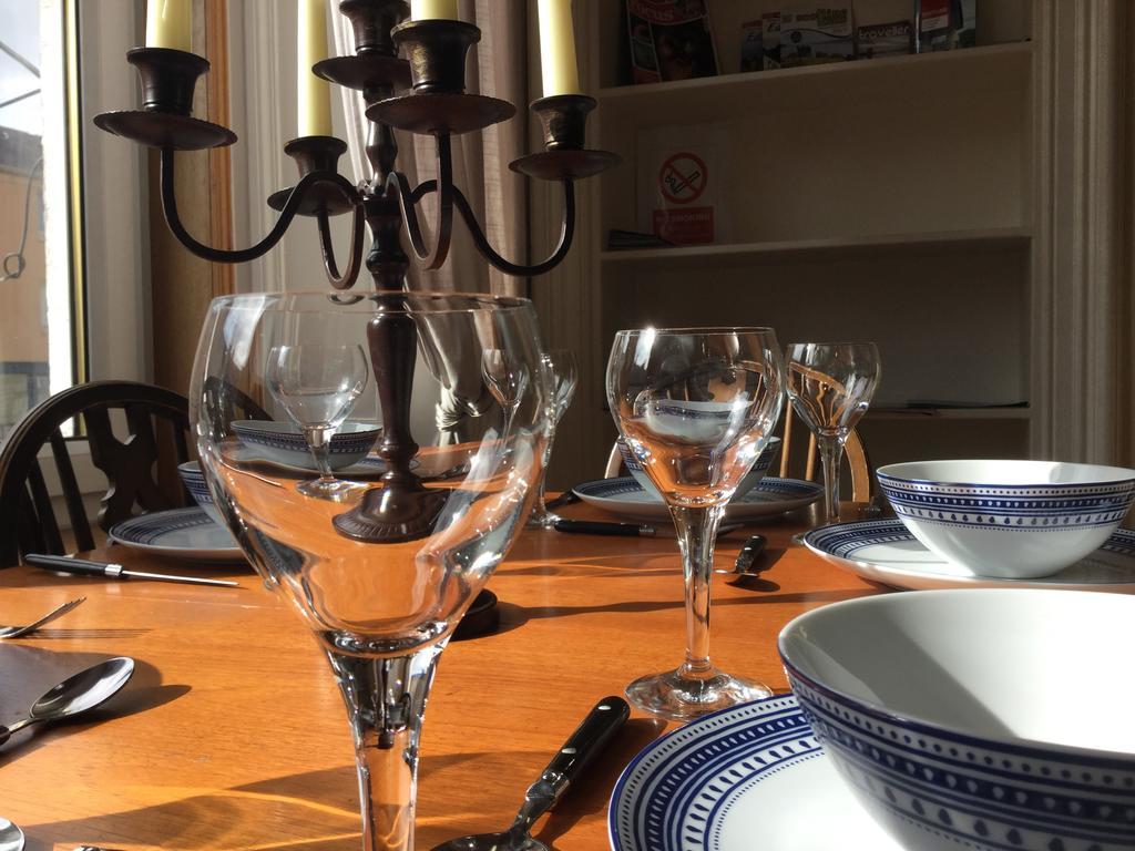 إدنبرة Pitt Street Apartment Beautiful Spacious Apartment Free Parking And Free Sanitizer المظهر الخارجي الصورة